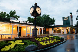 Utica_Square_Tulsa_OK