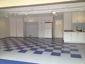 5_seamless-tiles-garage-floor-epoxy
